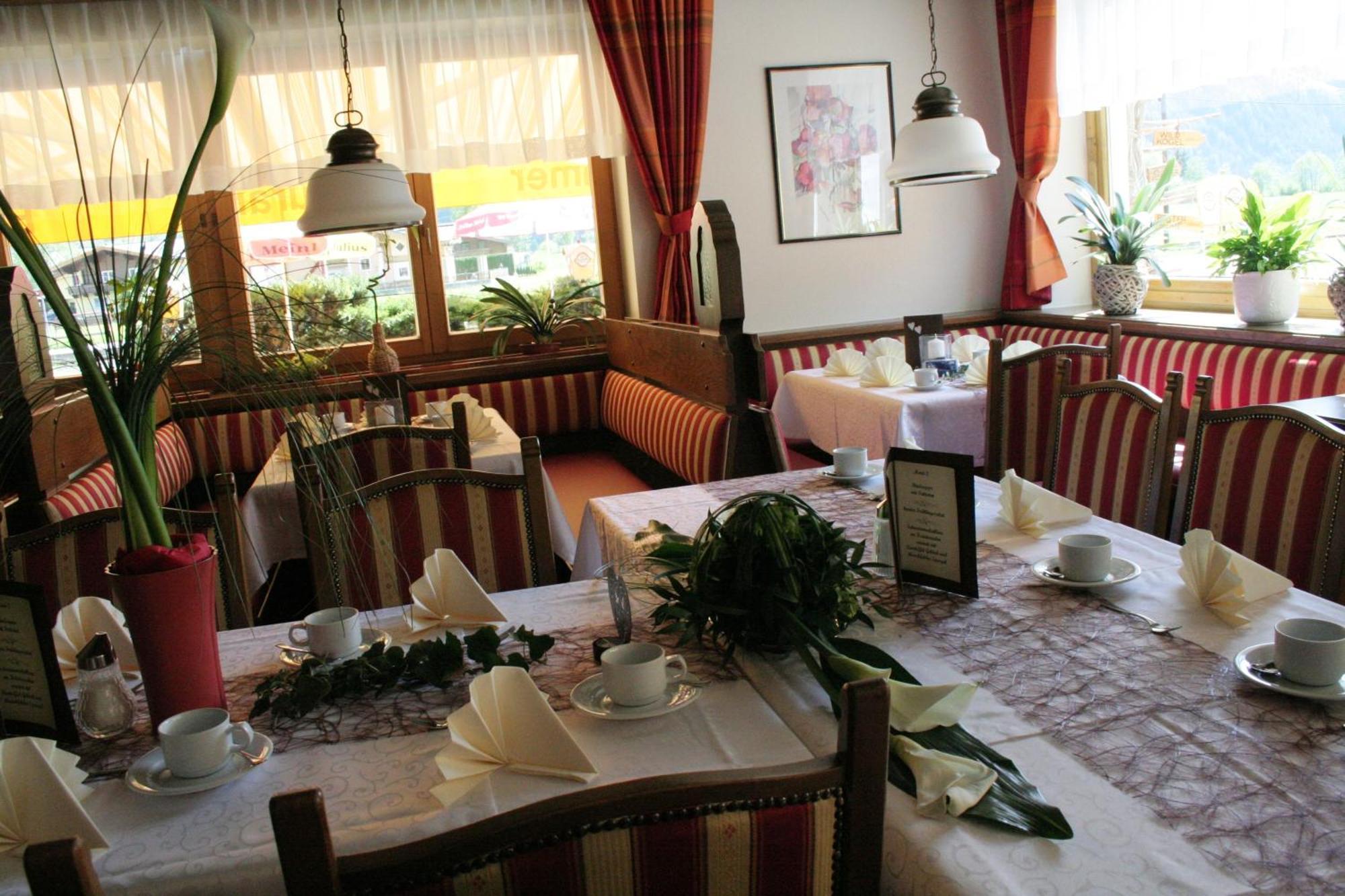 Hotel Gasthof Schweizerhaus Stuhlfelden ภายนอก รูปภาพ
