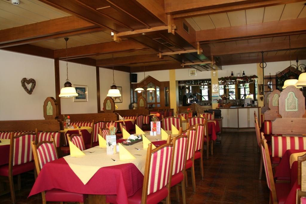 Hotel Gasthof Schweizerhaus Stuhlfelden ภายนอก รูปภาพ