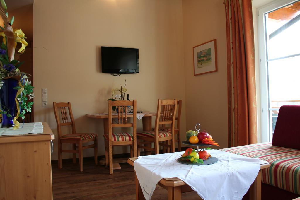 Hotel Gasthof Schweizerhaus Stuhlfelden ภายนอก รูปภาพ